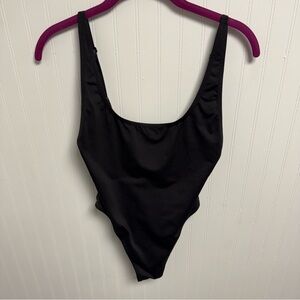 Skims NWT Recycled Swim Scoop Neck Onepiece Onyx Medium